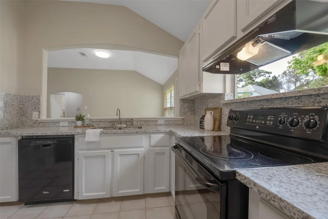 Photo of 25610 Dogwood Lane