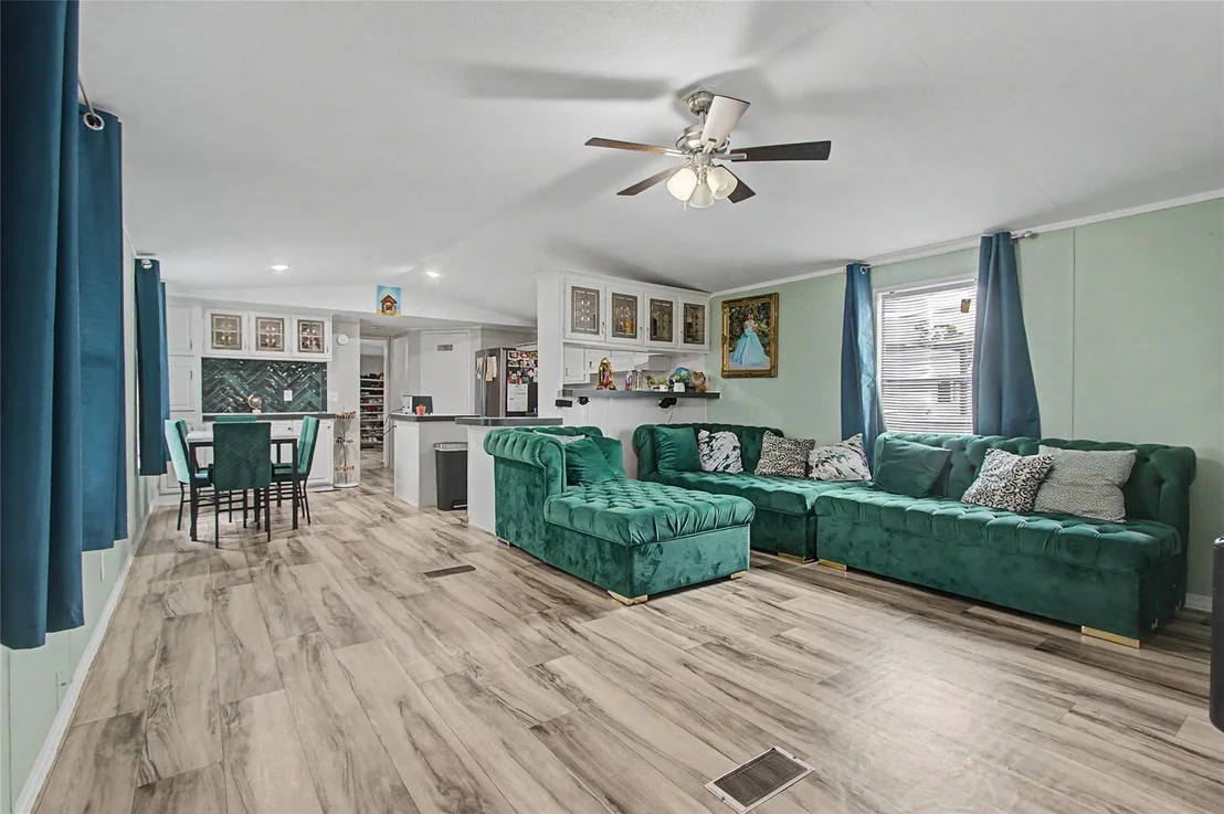 Photo of 5775 Road 3550