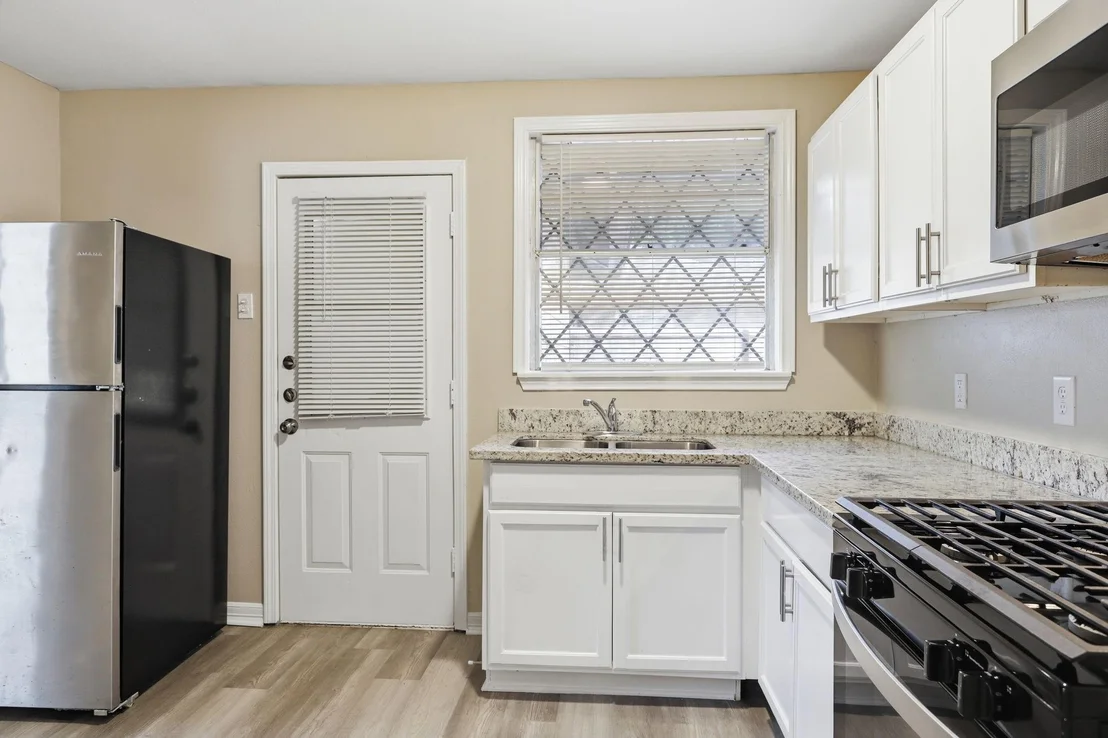 Photo of 9242 Forest View Street