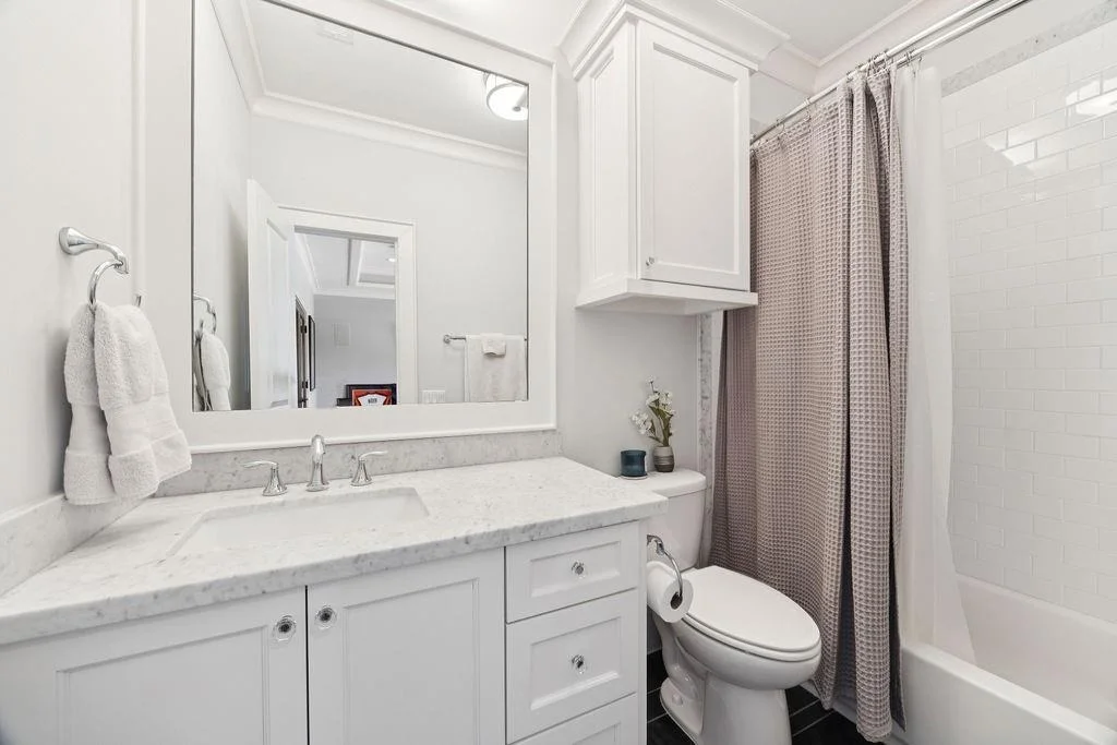 Photo of 2223 Saxon Drive