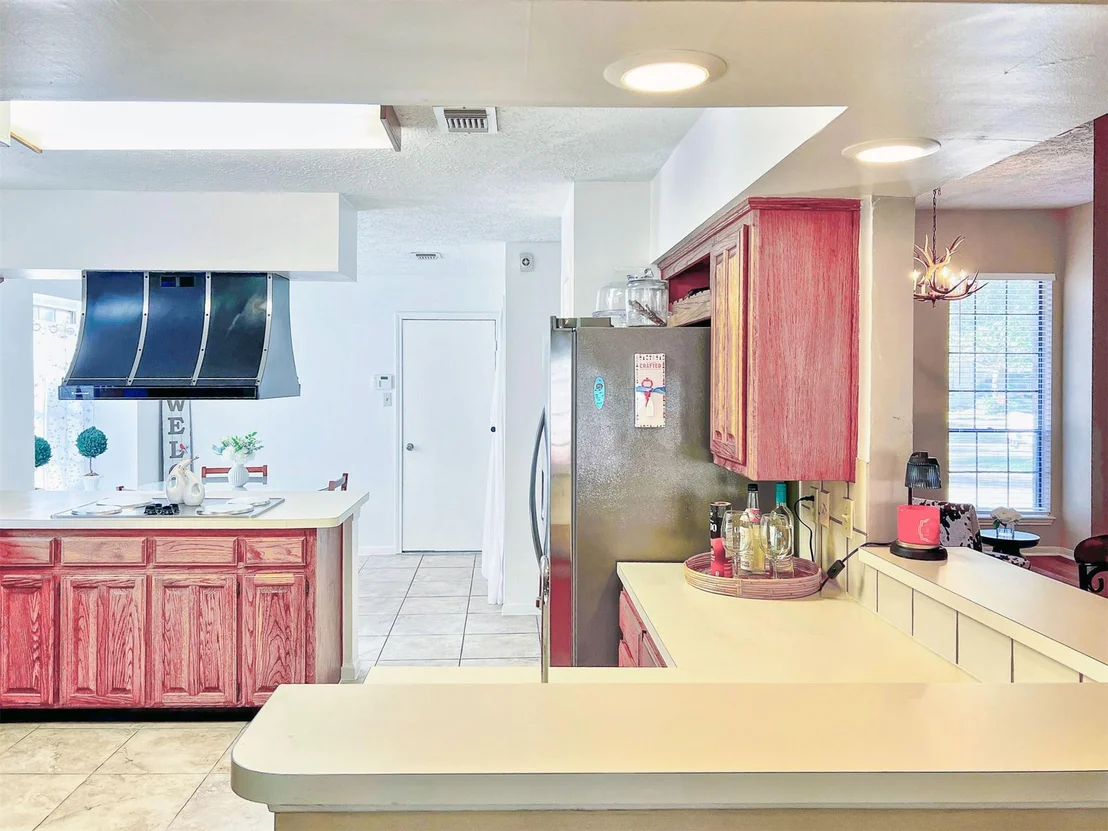 Photo of 12510 Millvan Drive