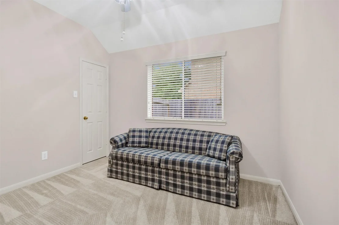 Photo of 6031 Skyhaven Lane
