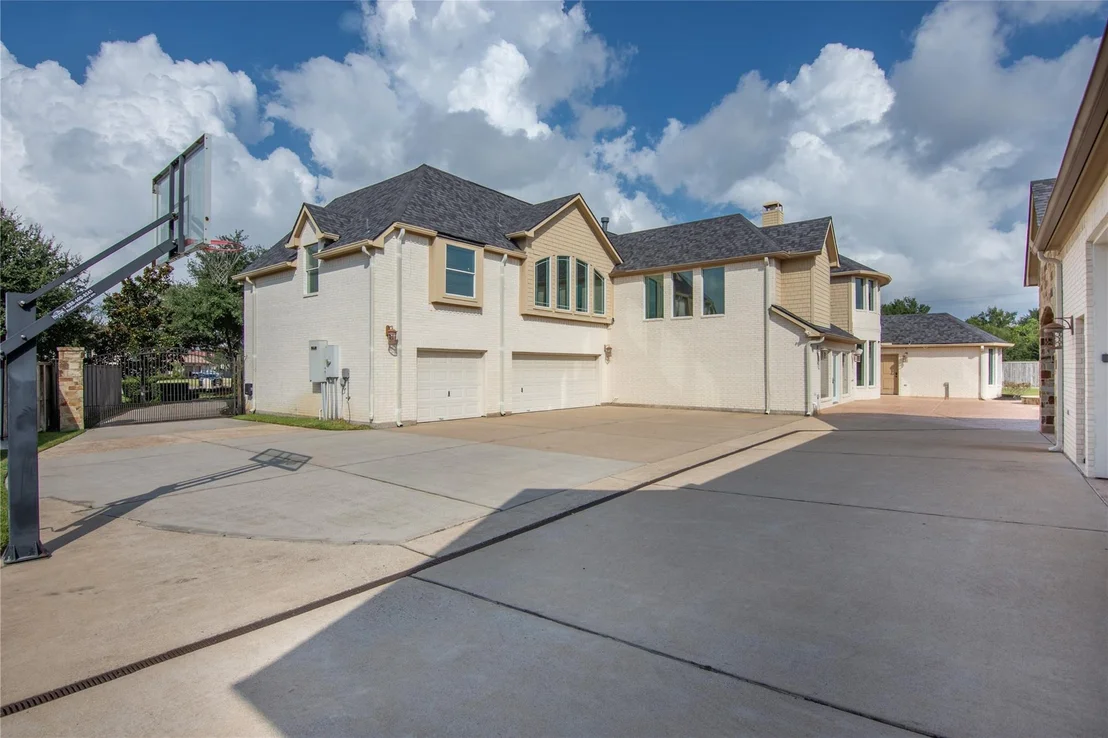 Photo of 24803 Laguna Edge Drive
