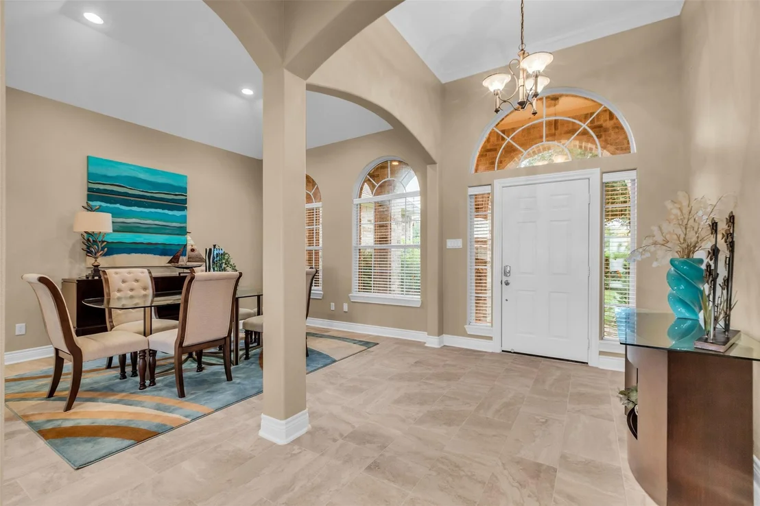 Photo of 14030 Shoreline Drive