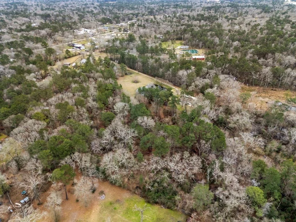 Photo of 17422 Woods Drive