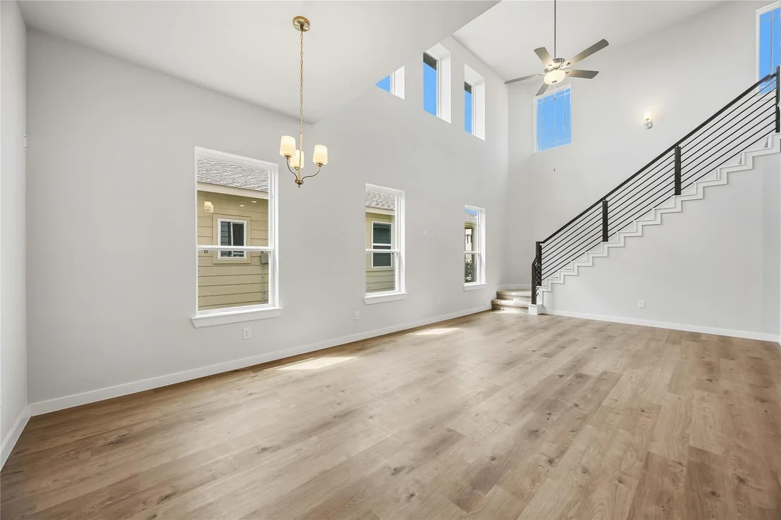 Photo of 1204 Lilly Lane