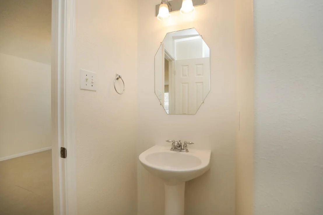 Photo of 6635 Barker Bend Lane