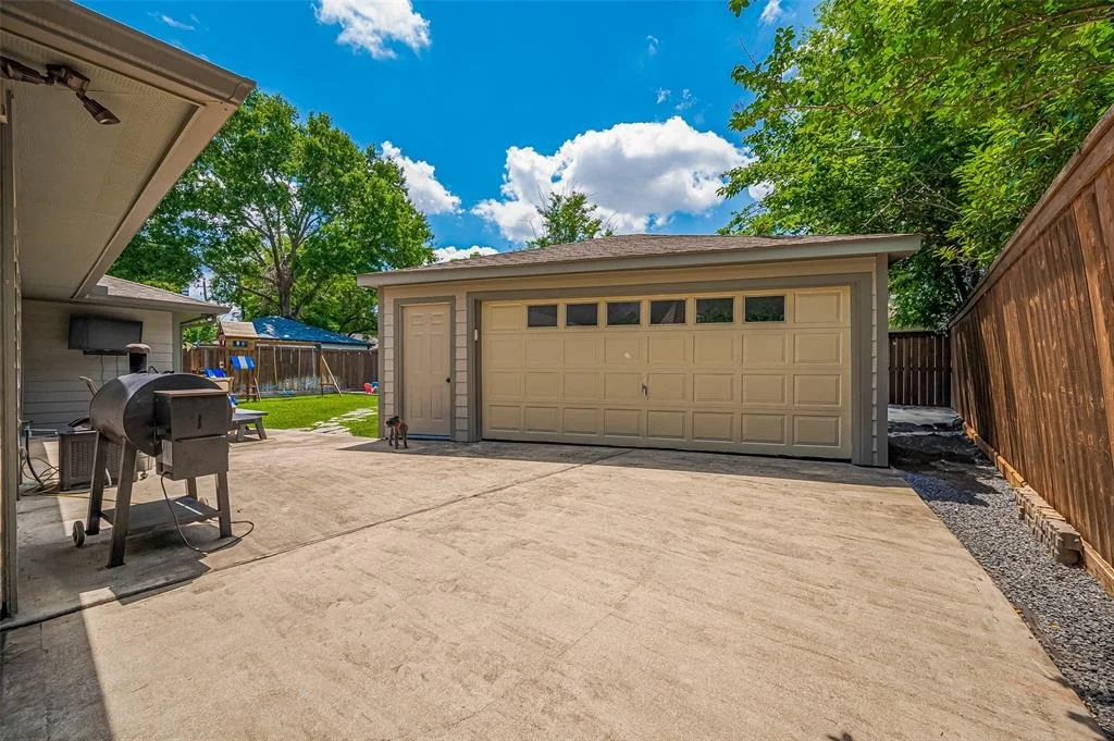 Photo of 10807 Overbrook Lane