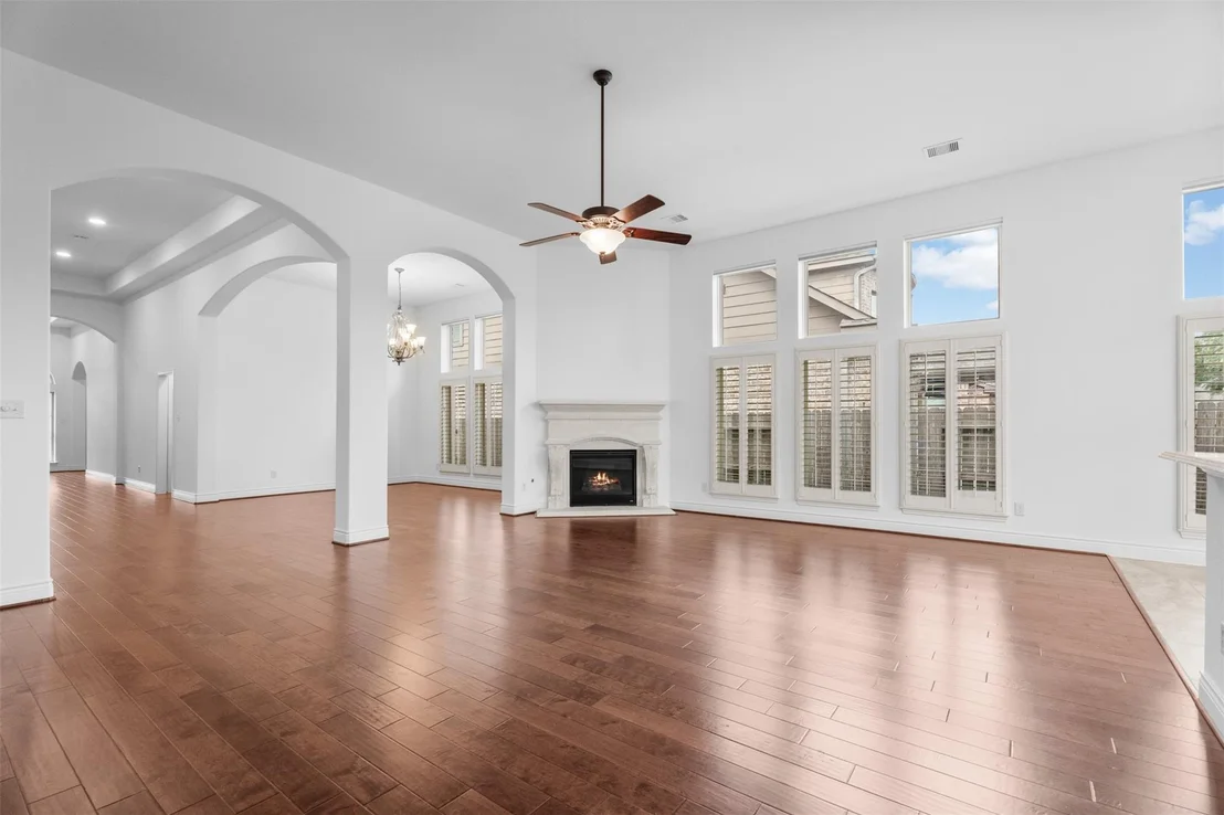 Photo of 27318 Pendleton Trace Drive