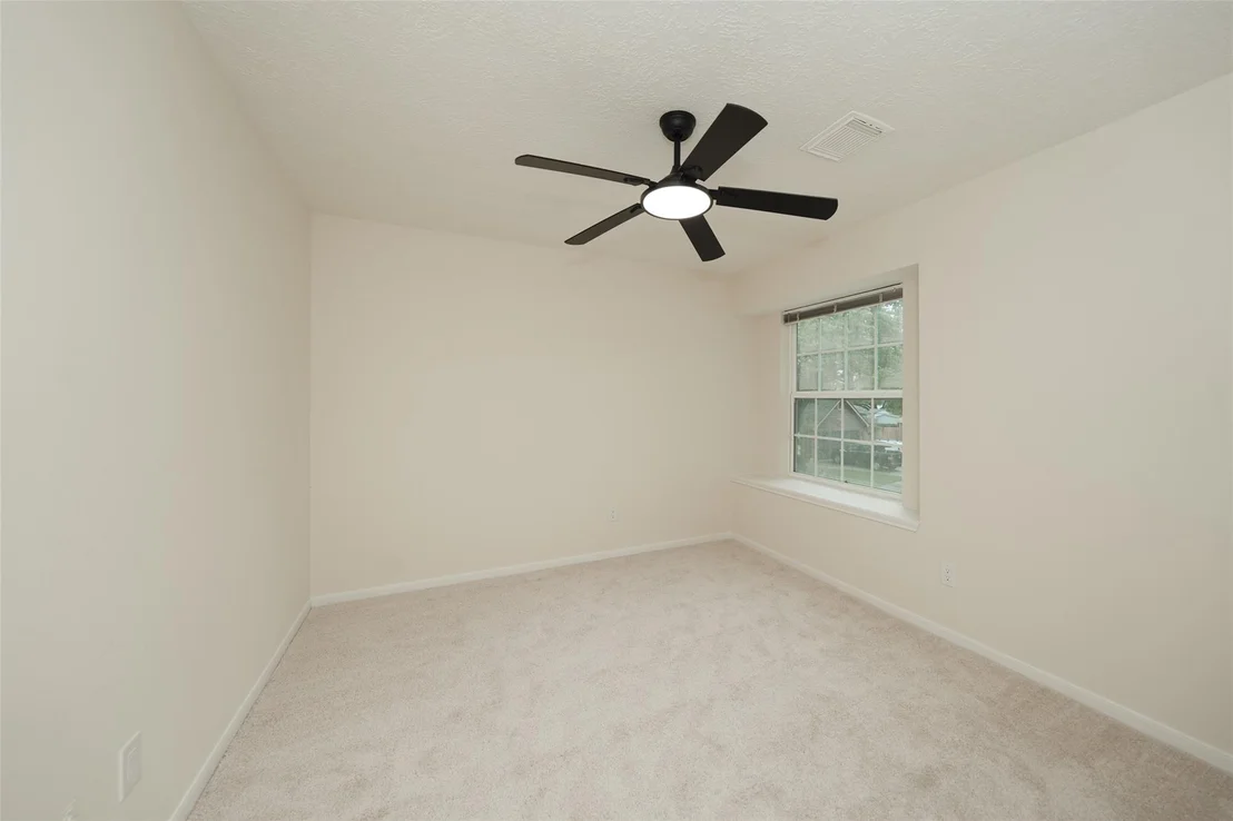 Photo of 8811 Tan Oak Circle