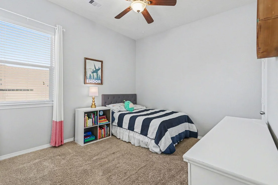 Photo of 27006 Cliff Pointe Lane
