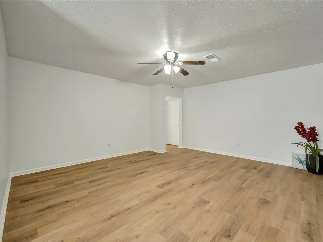 Photo of 1003 Richvale Lane