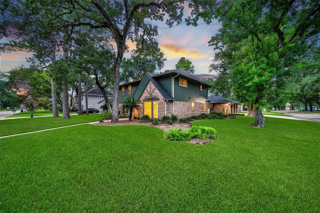 Photo of 19431 Joanleigh Drive