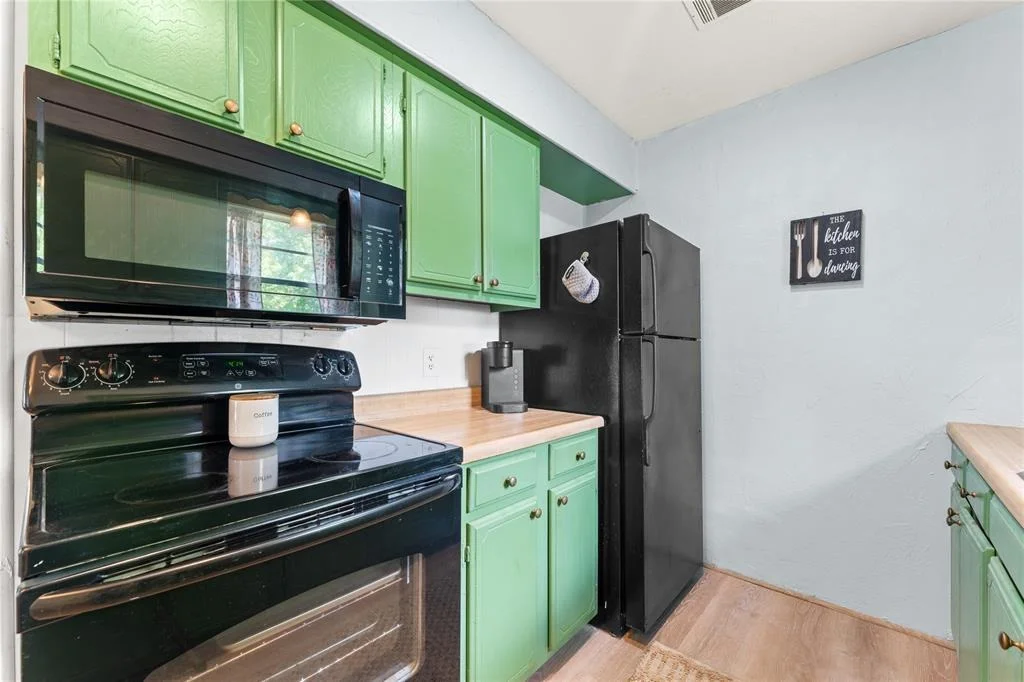 Photo of 749 Ferguson Drive