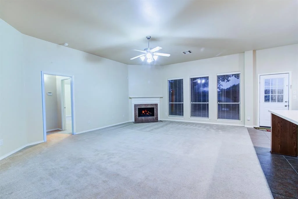 Photo of 421 Laddingford Lane