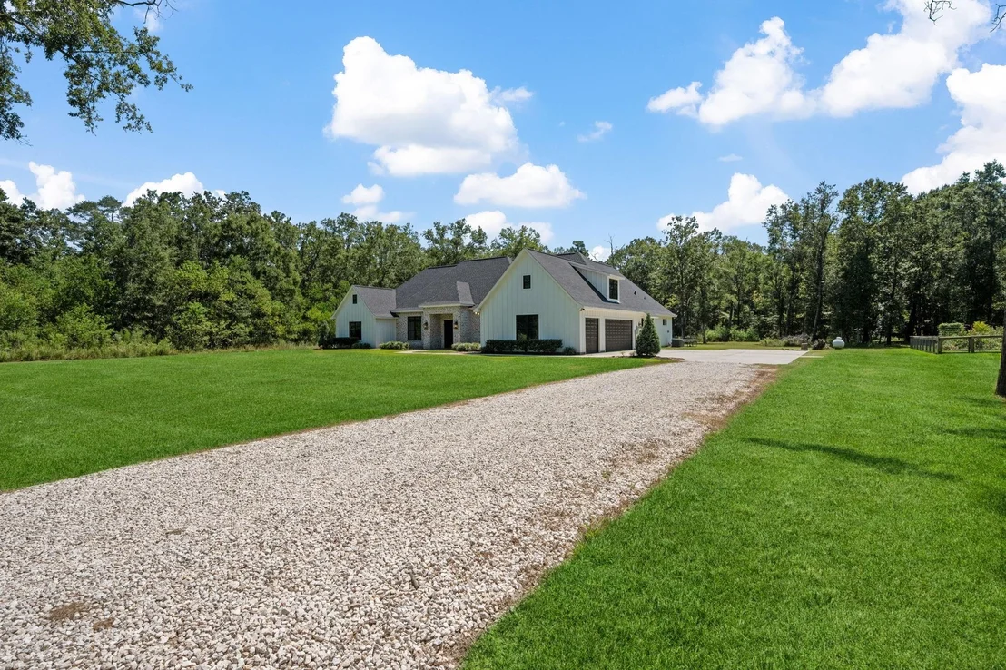 Photo of 695 County Road 6324