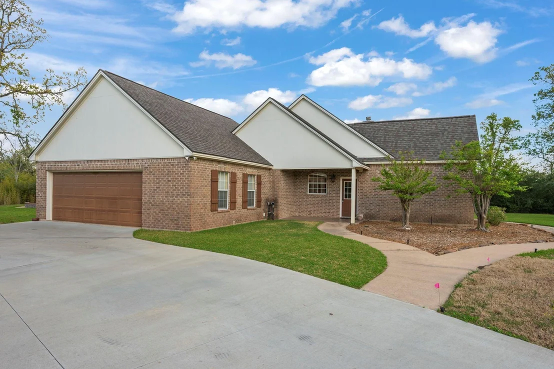 Photo of 13652 Suzanne Place
