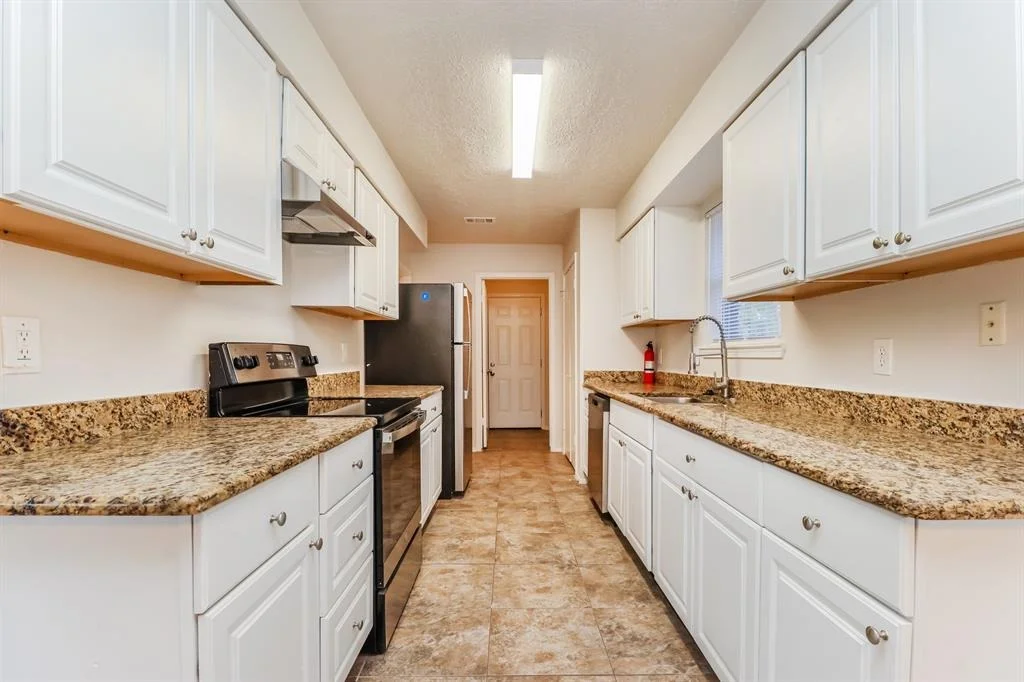 Photo of 5506 Lynngate Drive
