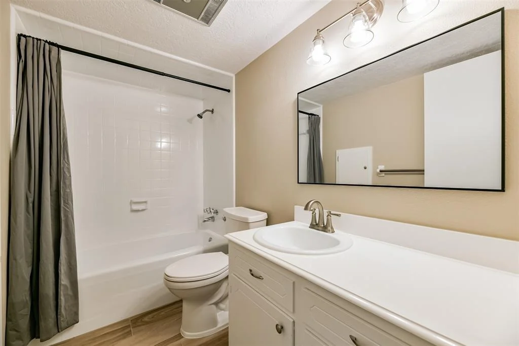 Photo of 407 Karlis Drive