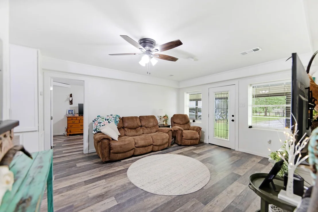 Photo of 1123 County Road 2254