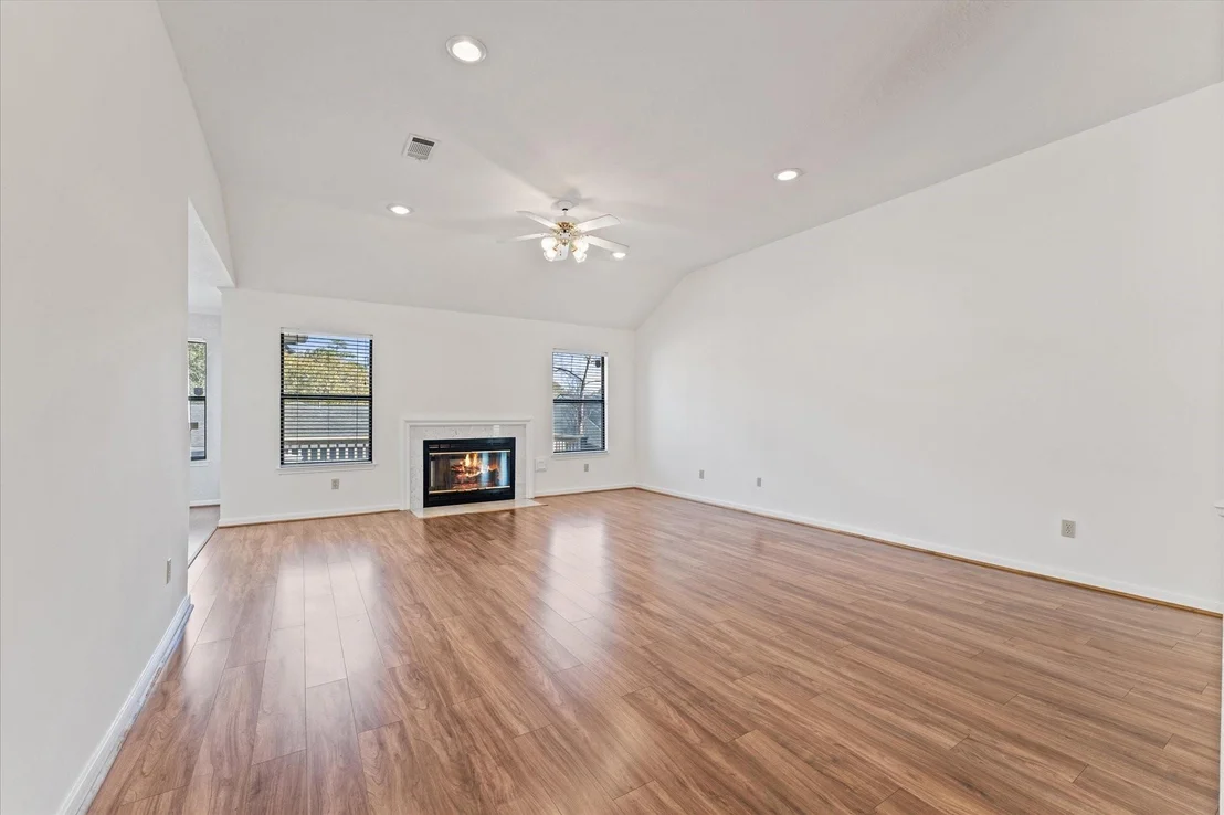 Photo of 215 Deep Dale Lane