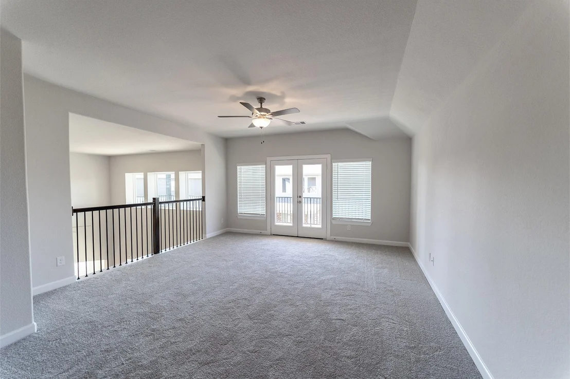 Photo of 710 Woodbinde