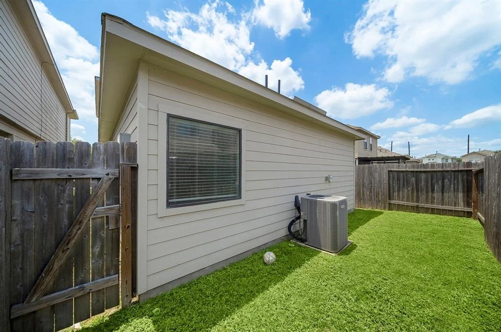 Photo of 6710 Sharpstone Creek Lane
