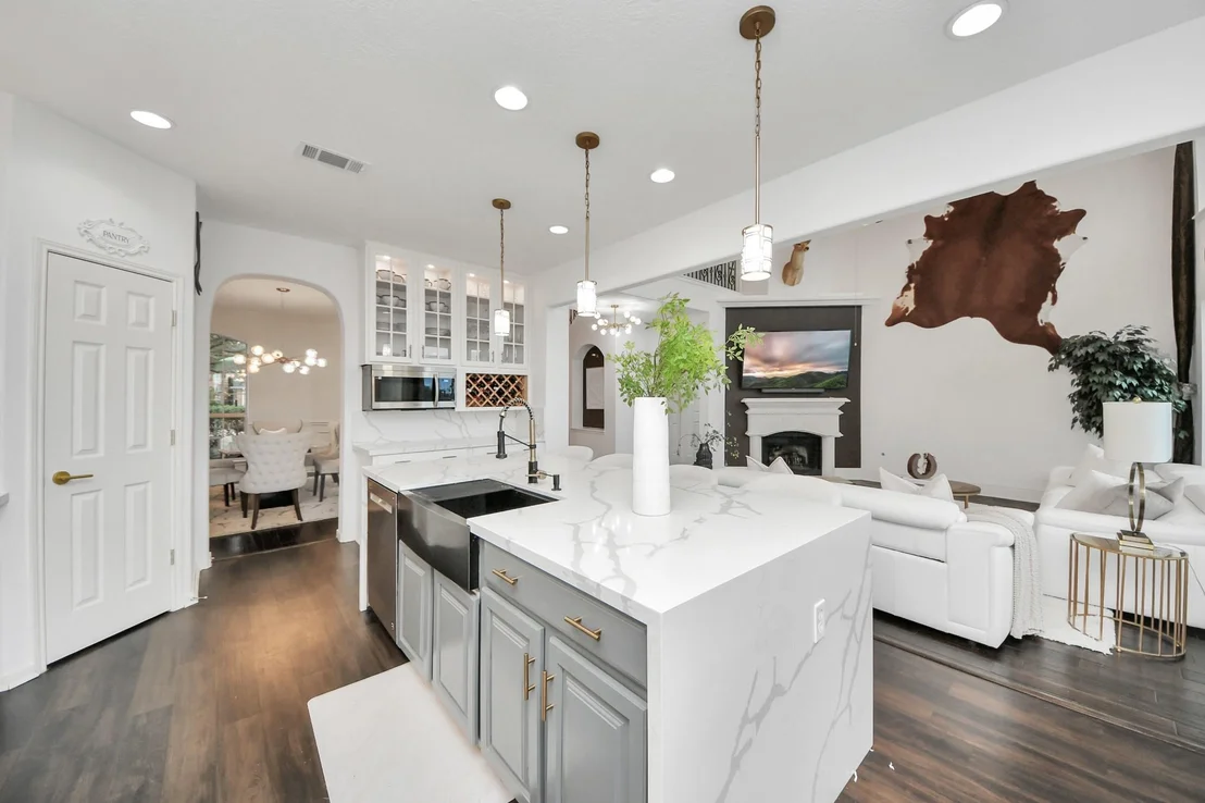 Photo of 11003 Leigh Woods Drive