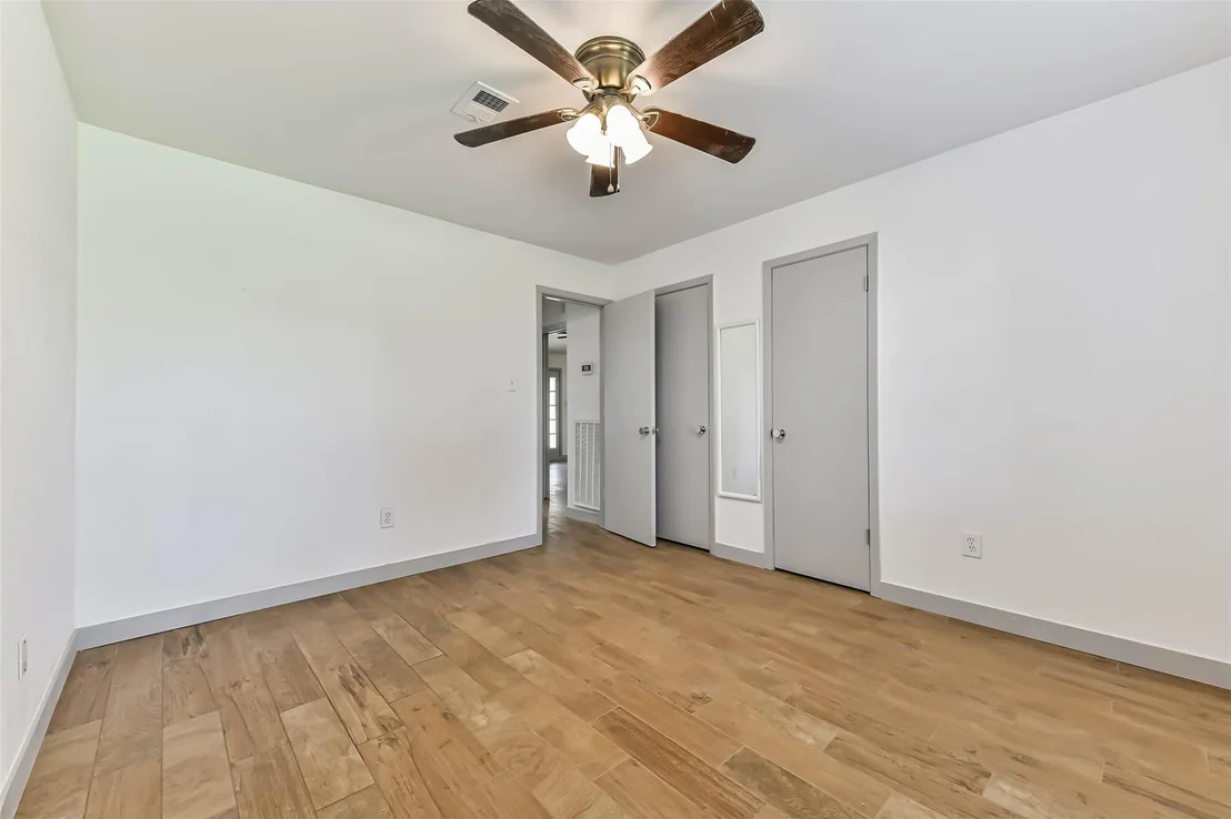 Photo of 3410 Crestmeadow Drive