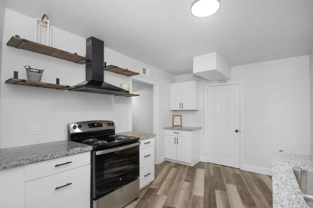 Photo of 907 Longhorn Trail