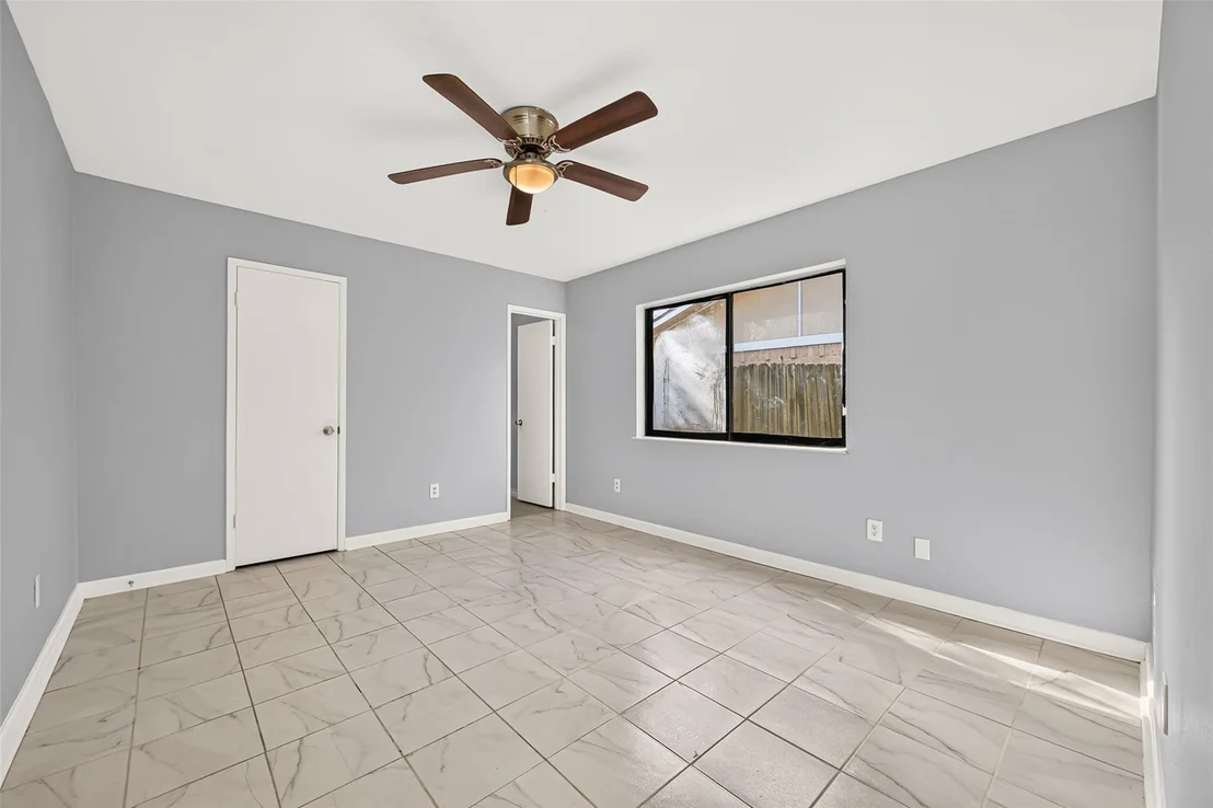 Photo of 5110 Lerwick Drive