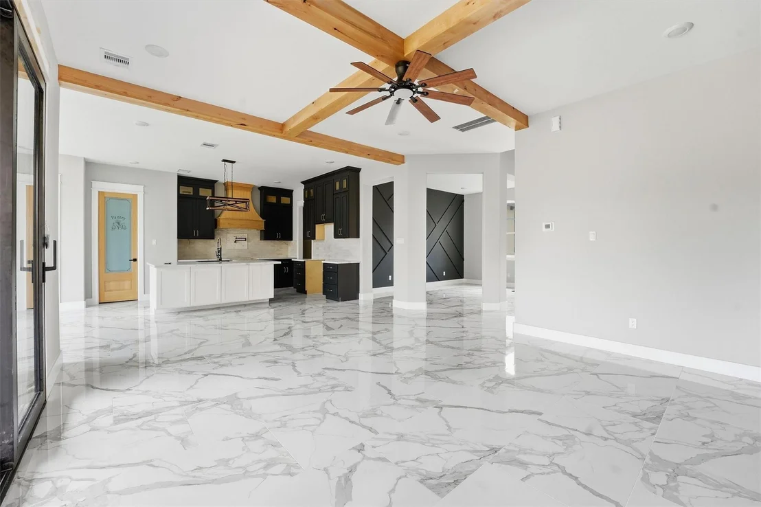 Photo of 3388 Wooded Lane