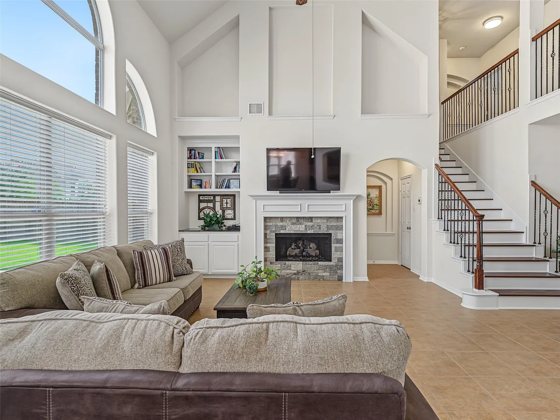 Photo of 2210 Fox Path