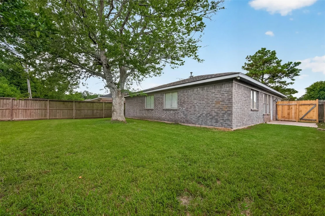 Photo of 4718 Fairgreen Lane