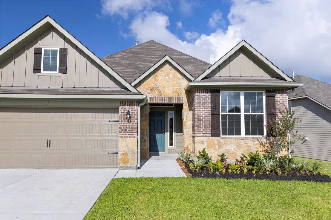 Photo of 1453 Lake Ridge Drive