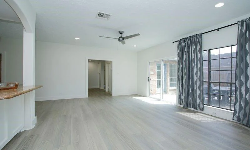 Photo of 8006 Albin Lane