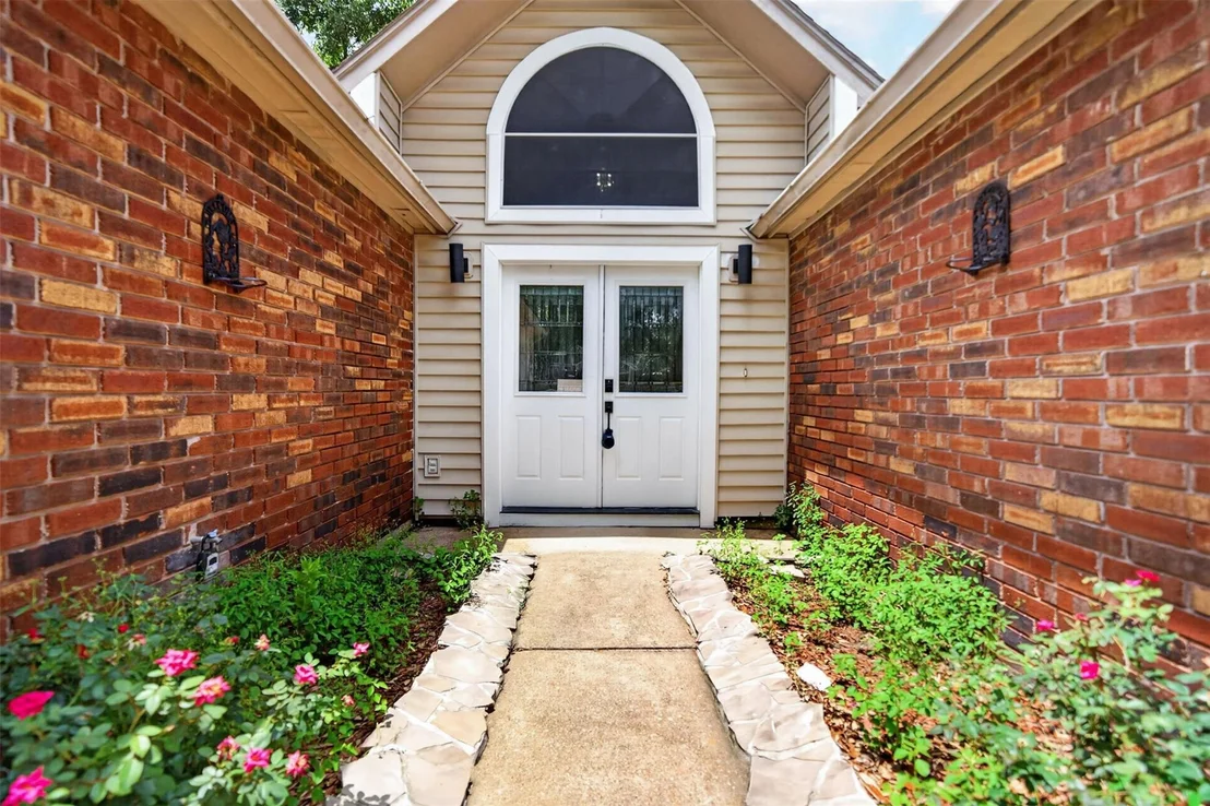 Photo of 22918 Glenover Drive