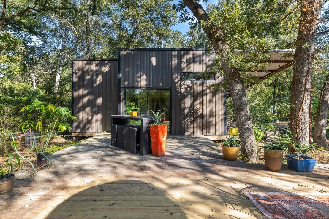 Photo of 1301 Private Road 3591