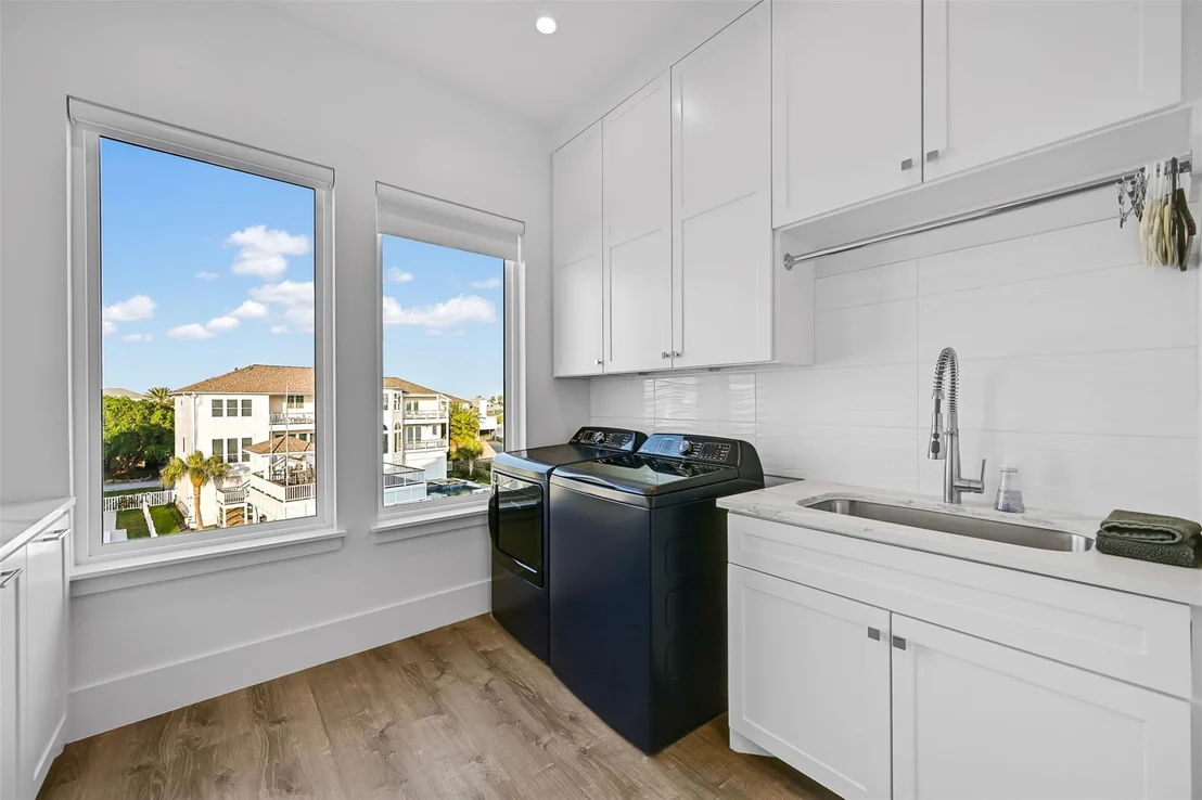 Photo of 3430 Treasure Circle