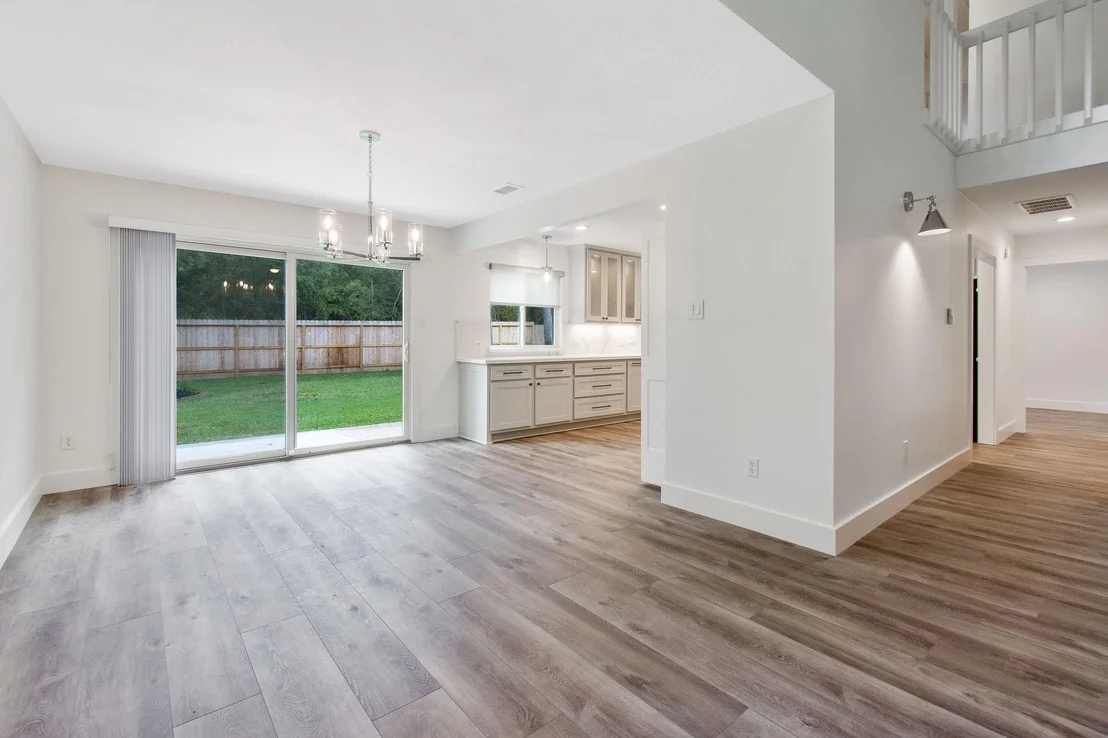 Photo of 12 Edgewood Forest Court