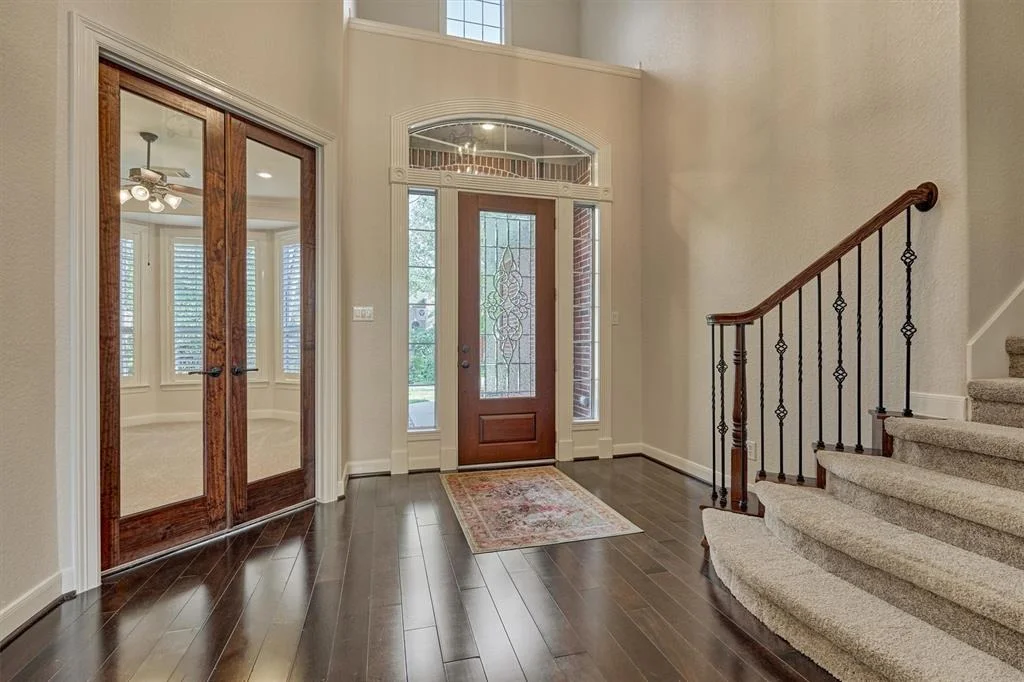 Photo of 18 N Fair Manor Circle