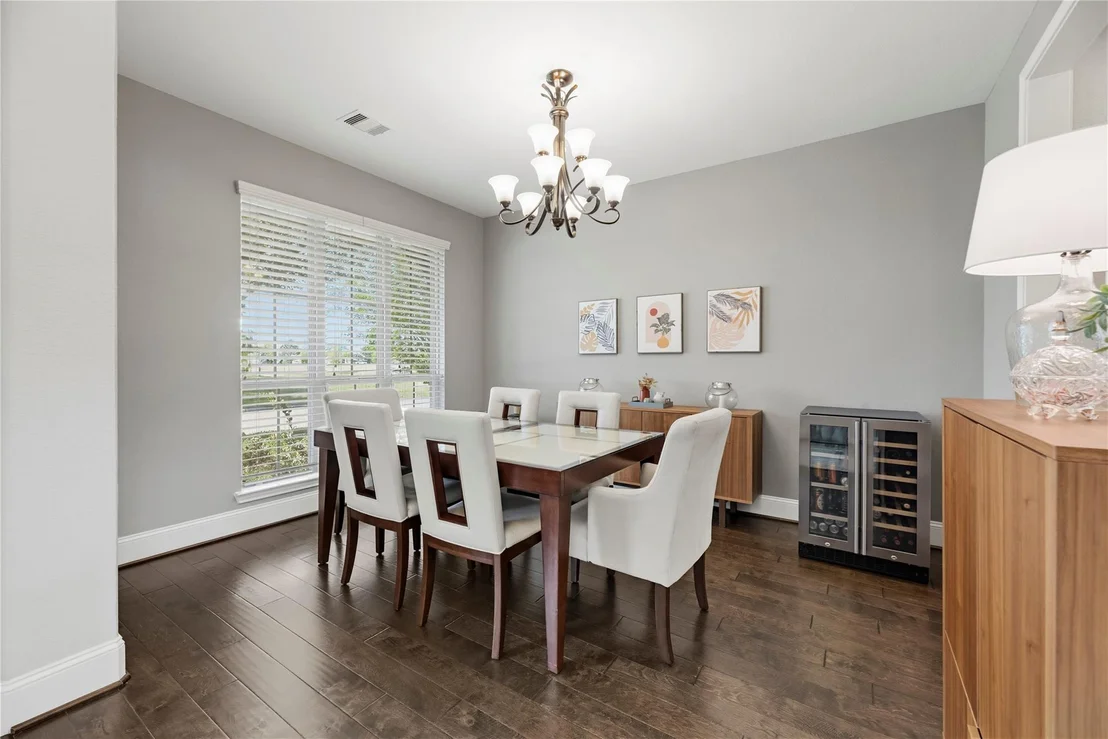 Photo of 18702 Town Bluff Drive