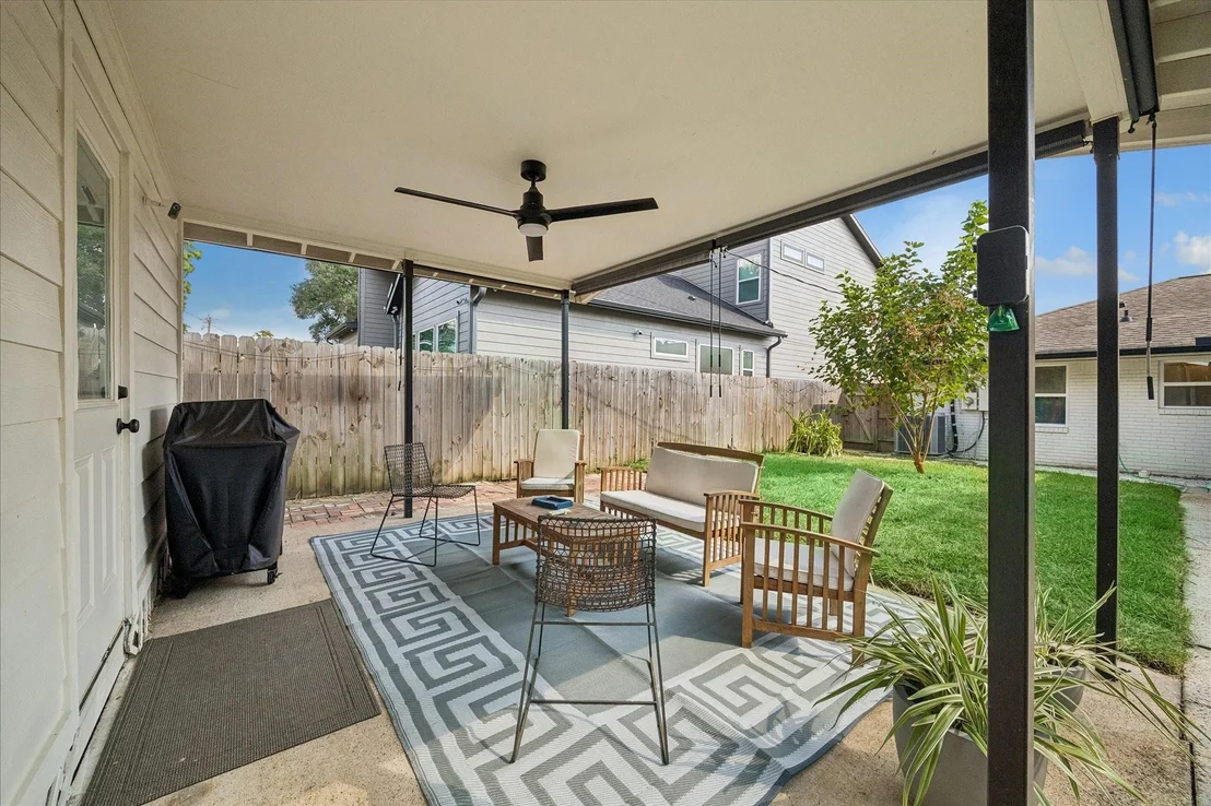Photo of 2018 Libbey Drive