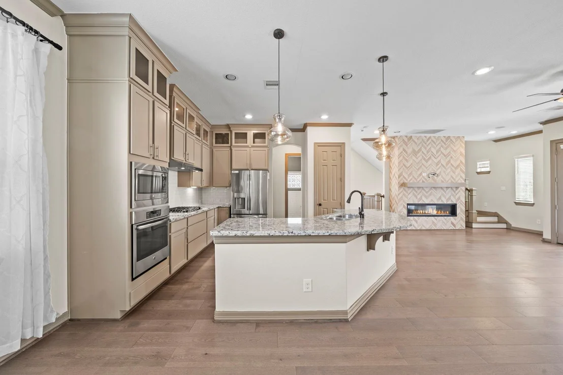 Photo of 1506 Grayson Oaks Place