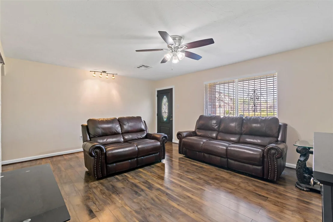 Photo of 7913 Cook Road