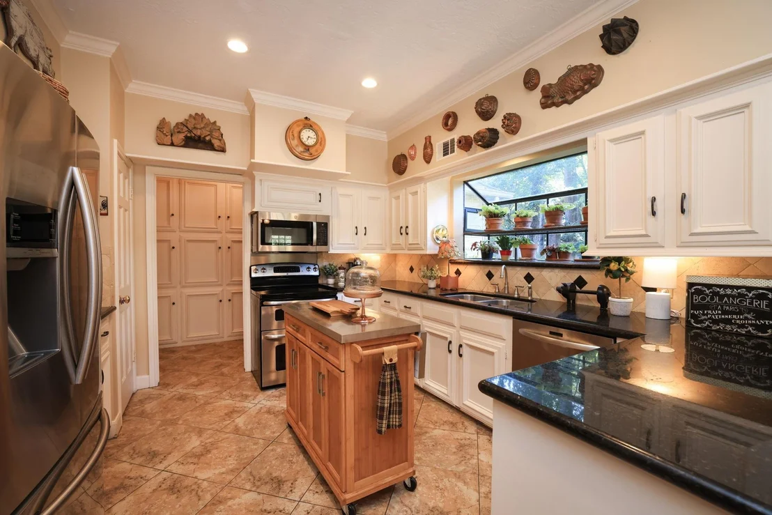Photo of 8719 Chelmsford Lane
