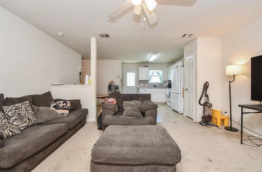 Photo of 3819 Middlecrest Lane
