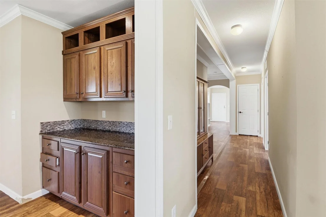 Photo of 32818 Rogers Road