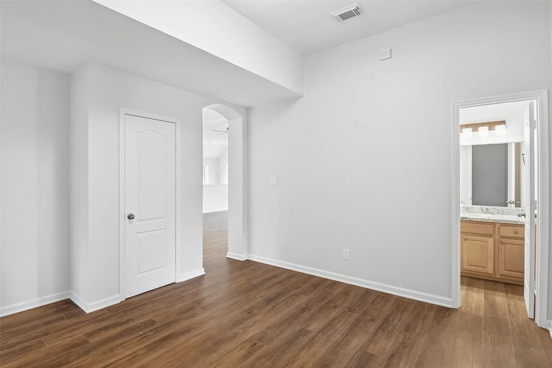 Photo of 8015 Ravens Point Drive