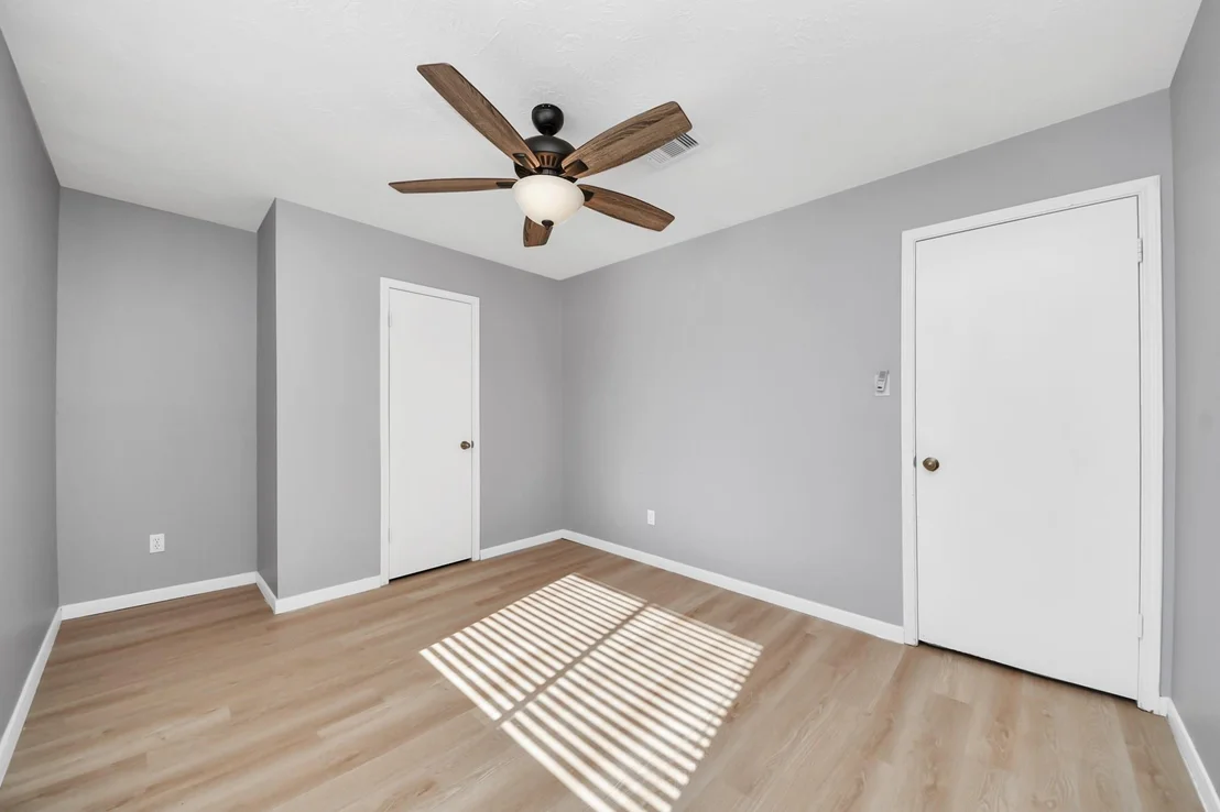 Photo of 18135 Gravenhurst Lane